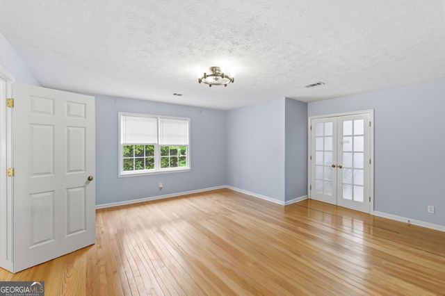 206 Comstock Court, Lawrenceville, GA 30044