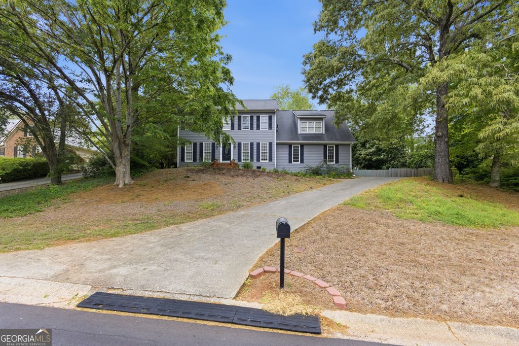 206 Comstock Court, Lawrenceville, GA 30044