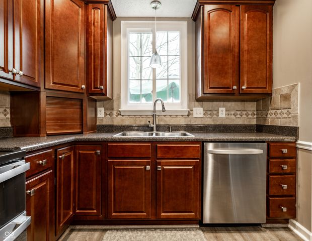 1442 Labrot Court, Avon, IN 46123