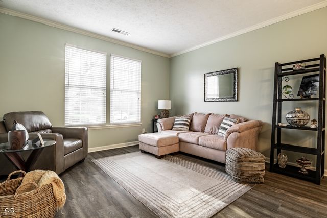 1442 Labrot Court, Avon, IN 46123