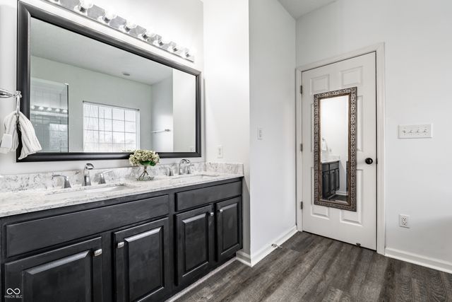 1442 Labrot Court, Avon, IN 46123