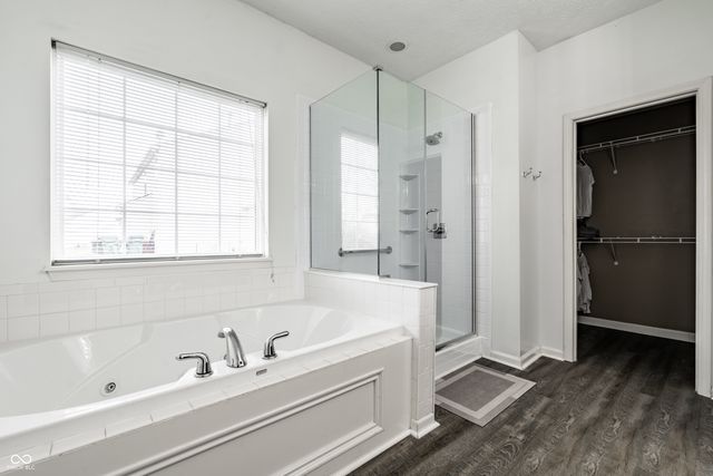 1442 Labrot Court, Avon, IN 46123