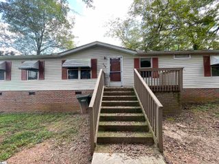 108 Red Row Street, Easley, SC 29640