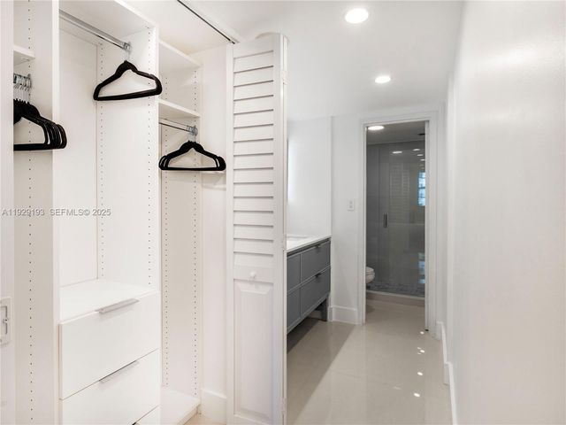 5701 Collins Ave 307, Miami Beach, FL 33140