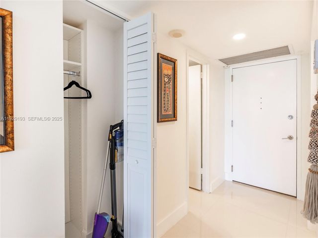 5701 Collins Ave 307, Miami Beach, FL 33140