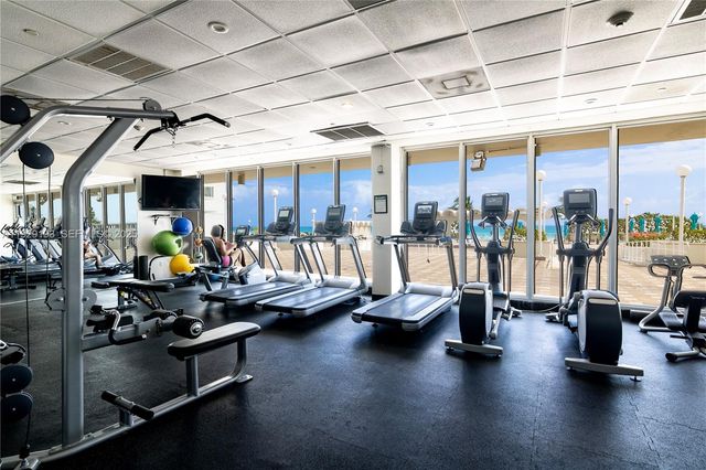 5701 Collins Ave 307, Miami Beach, FL 33140