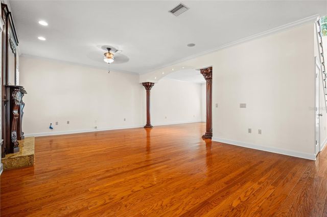 7502 S WEST SHORE BOULEVARD, Tampa, FL 33616