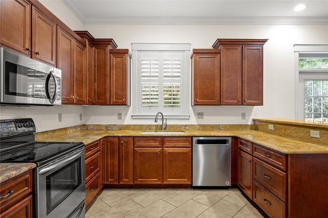 7502 S WEST SHORE BOULEVARD, Tampa, FL 33616