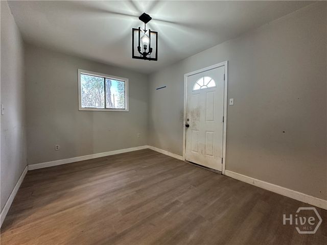 1902 E 57th Street, Savannah, GA 31404