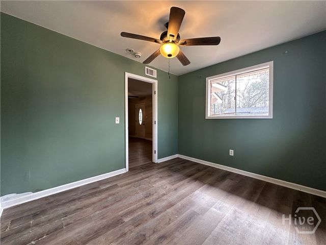 1902 E 57th Street, Savannah, GA 31404