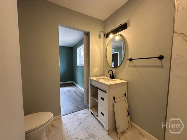 1902 E 57th Street, Savannah, GA 31404