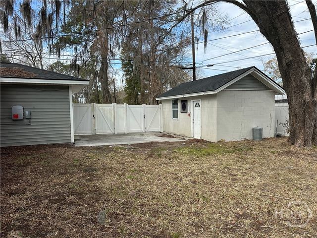 1902 E 57th Street, Savannah, GA 31404