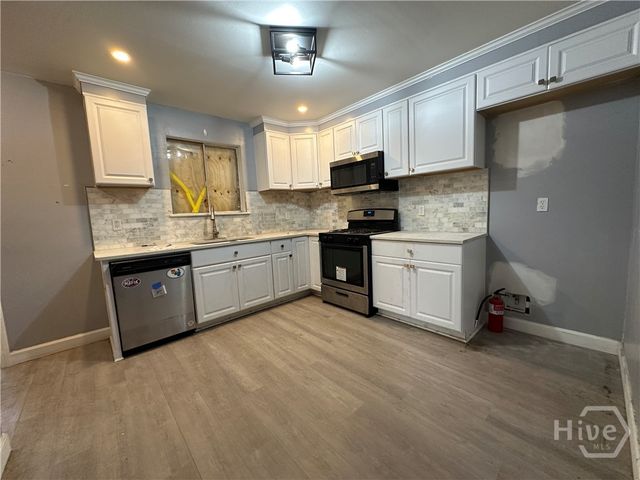 1902 E 57th Street, Savannah, GA 31404