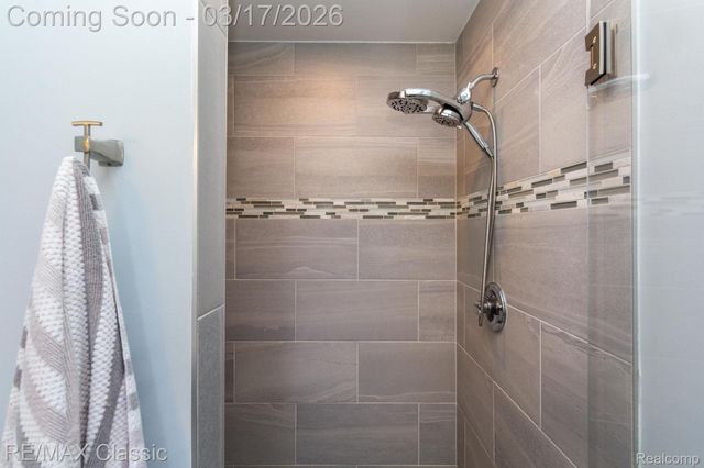 53871 Jewell Road, Shelby Charter Township, MI 48315