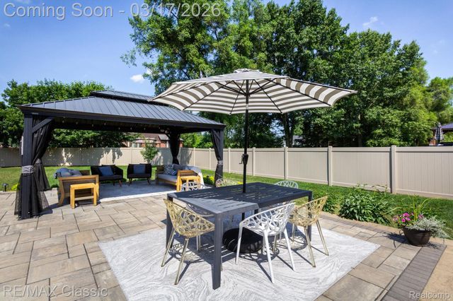 53871 Jewell Road, Shelby Charter Township, MI 48315