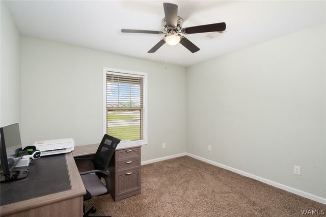 16400 Cherokee Bend, Moundville, AL 35474