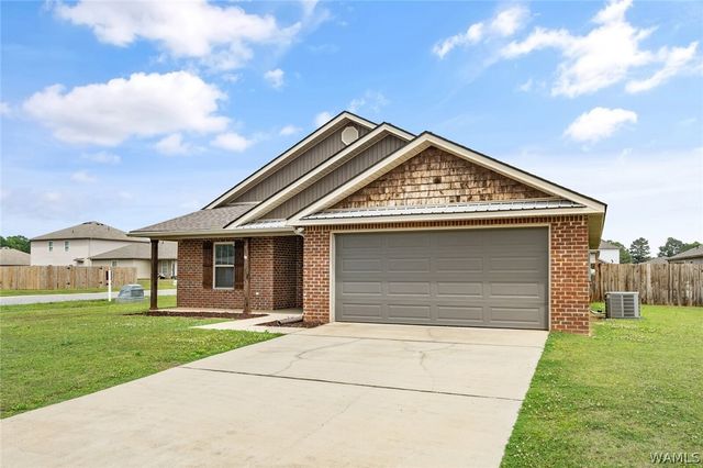16400 Cherokee Bend, Moundville, AL 35474