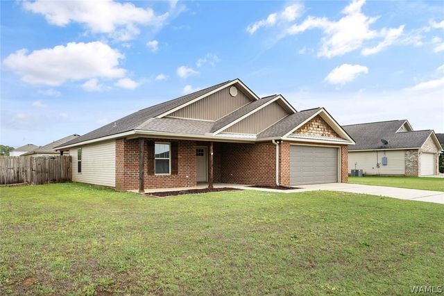 16400 Cherokee Bend, Moundville, AL 35474