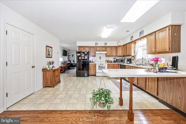 115 SUNFLOWER DR, Hagerstown, MD 21740