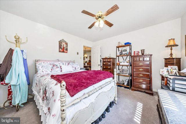 115 SUNFLOWER DR, Hagerstown, MD 21740