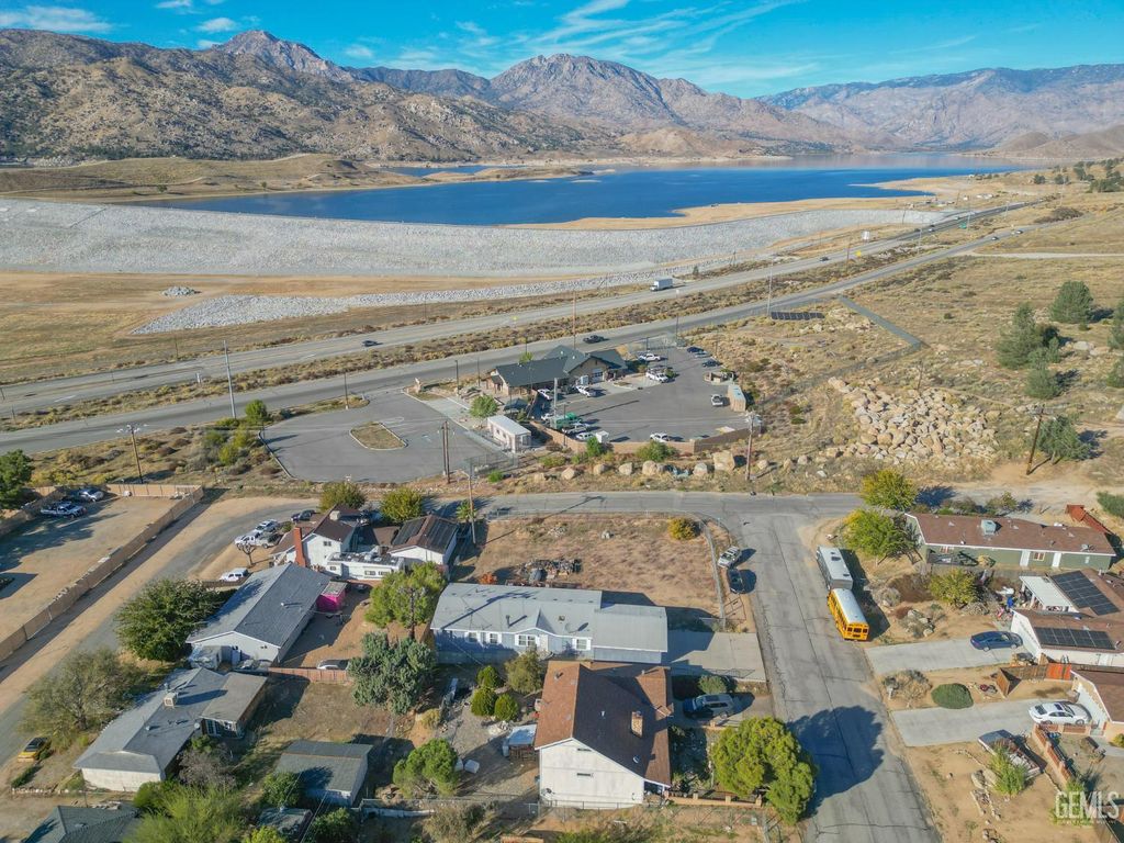 4405 Huth Street, Lake Isabella, CA 93240