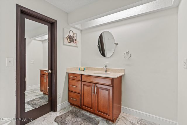 836 MANDALAY Road, Jacksonville, FL 32216