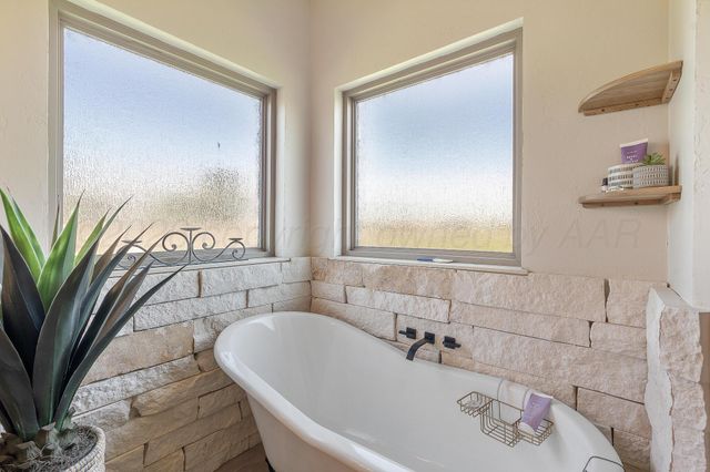 9006 DOVE Road, Canyon, TX 79015