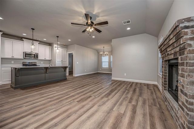 10637 SW 18 Street, Yukon, OK 73099