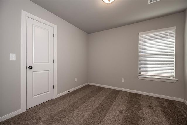 10637 SW 18 Street, Yukon, OK 73099