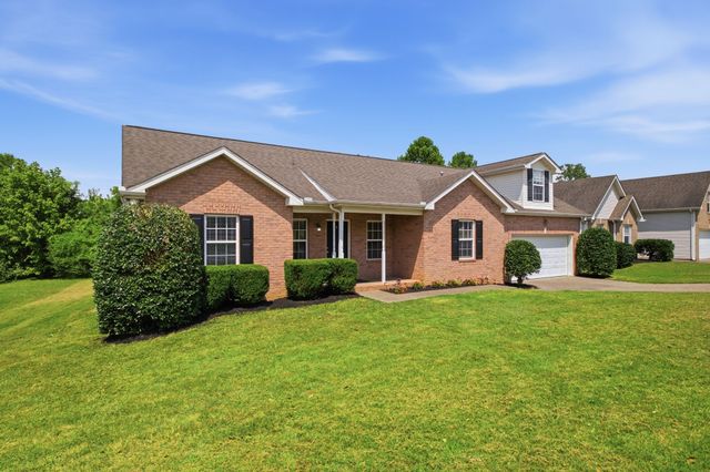 106 Cambridge Dr, Gallatin, TN 37066