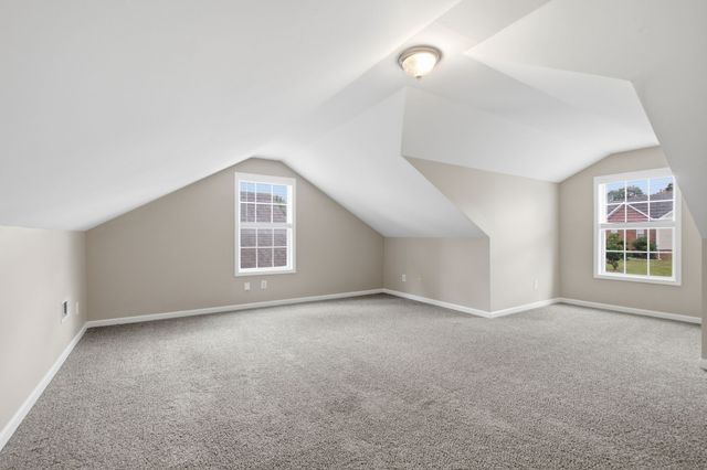 106 Cambridge Dr, Gallatin, TN 37066
