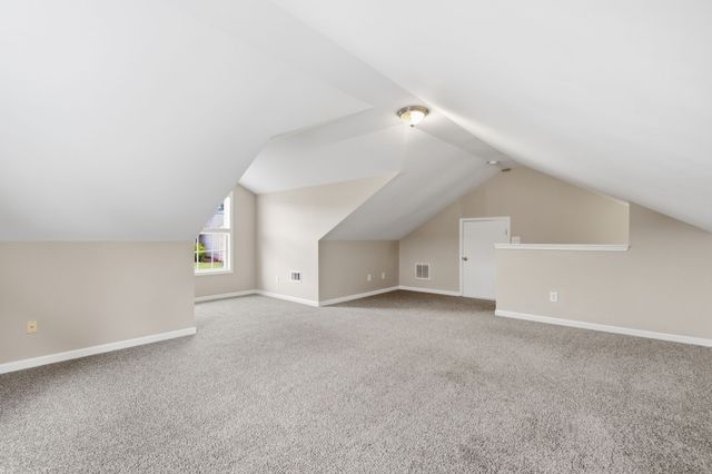 106 Cambridge Dr, Gallatin, TN 37066