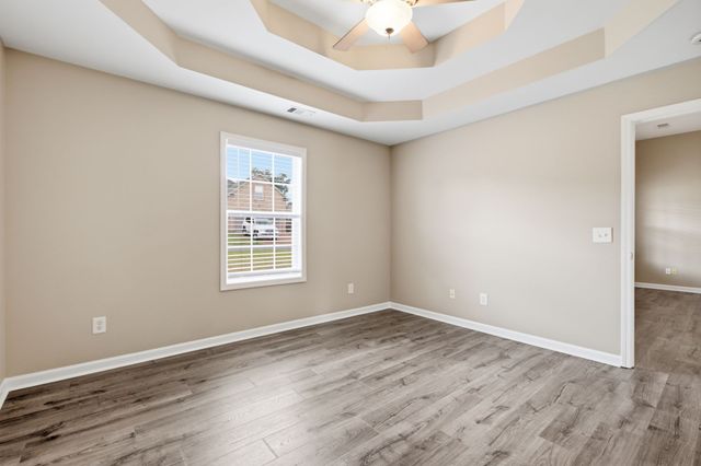 106 Cambridge Dr, Gallatin, TN 37066