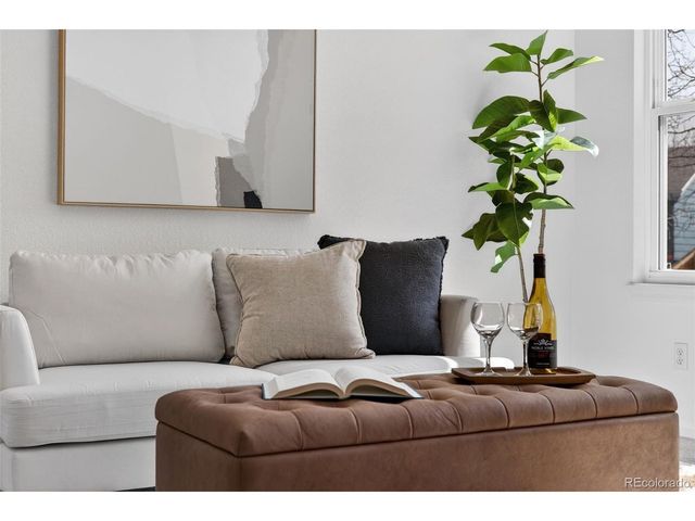 18844 E Union Pl, Aurora, CO 80015