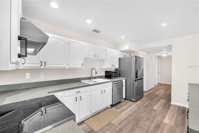 9618 PINE RIDGE AVENUE, Riverview, FL 33578