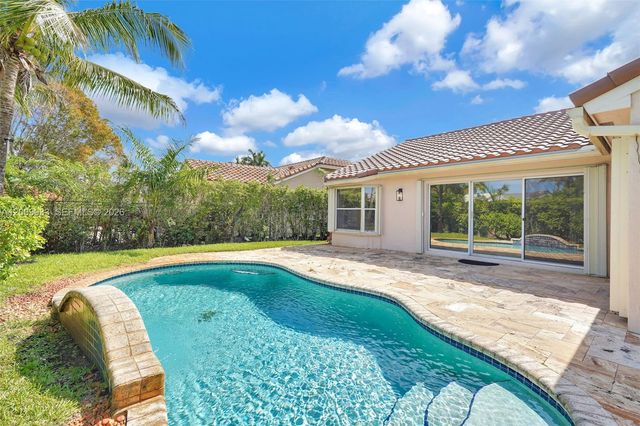 358 SW 163rd Ave 358, Pembroke Pines, FL 33027