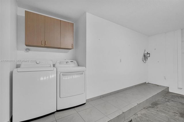 358 SW 163rd Ave 358, Pembroke Pines, FL 33027