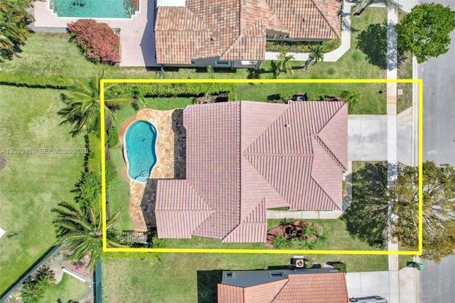 358 SW 163rd Ave 358, Pembroke Pines, FL 33027