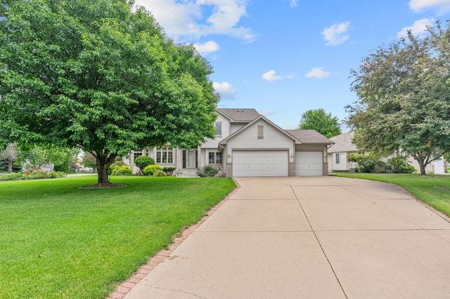 3901 Foxglove Court N, Brooklyn Park, MN 55443