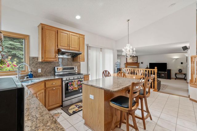 3901 Foxglove Court N, Brooklyn Park, MN 55443