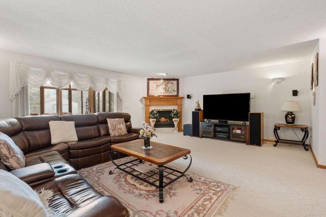 3901 Foxglove Court N, Brooklyn Park, MN 55443
