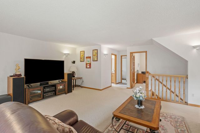 3901 Foxglove Court N, Brooklyn Park, MN 55443