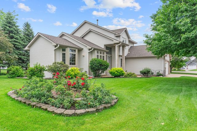 3901 Foxglove Court N, Brooklyn Park, MN 55443