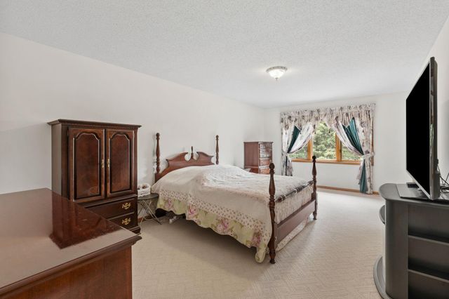 3901 Foxglove Court N, Brooklyn Park, MN 55443
