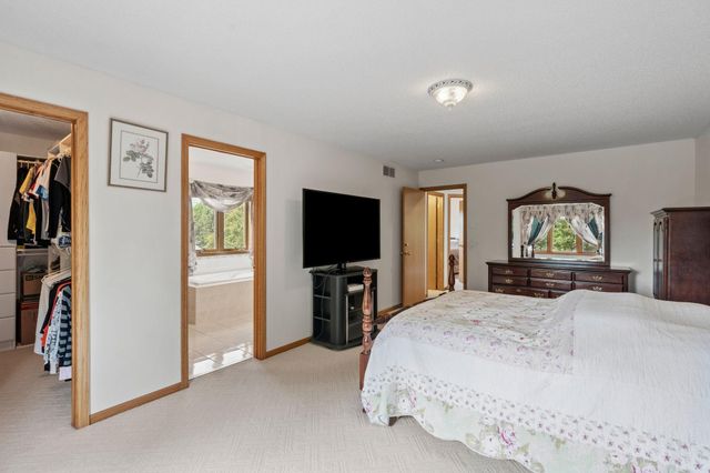 3901 Foxglove Court N, Brooklyn Park, MN 55443