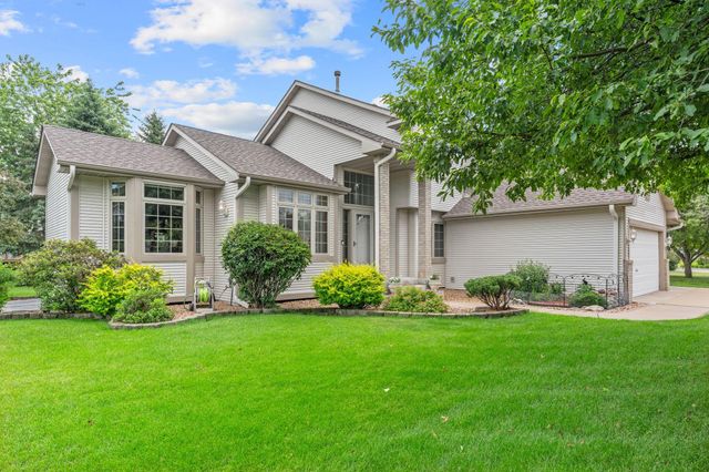 3901 Foxglove Court N, Brooklyn Park, MN 55443