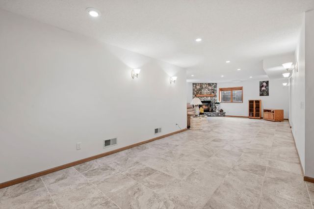 3901 Foxglove Court N, Brooklyn Park, MN 55443