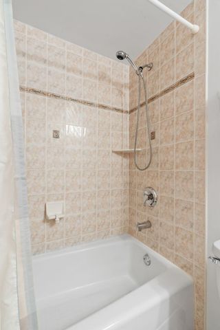 3901 Foxglove Court N, Brooklyn Park, MN 55443