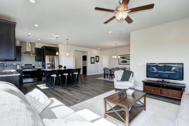 936 Norman Rd, Galt, CA 95632