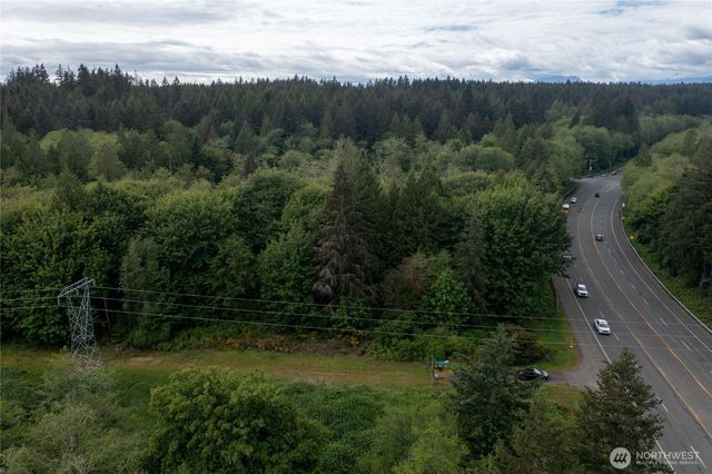 3761 NW Trigger Avenue NE, Silverdale, WA 98383